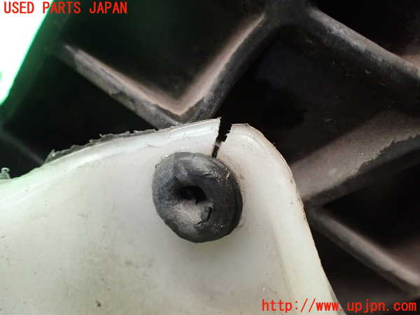 1UPJ-30356791]リンカーン・ナビゲーター(不明)ウォッシャータンク1 中古_m0004.jpg