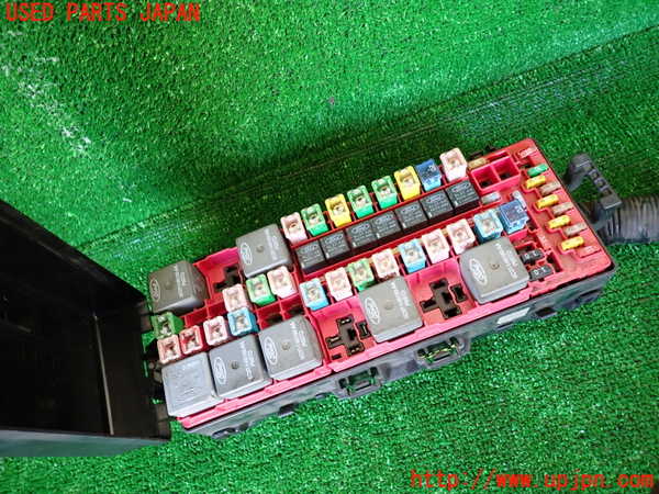 1UPJ-30356742]リンカーン・ナビゲーター(不明)ヒューズボックス2 中古_m0002.jpg