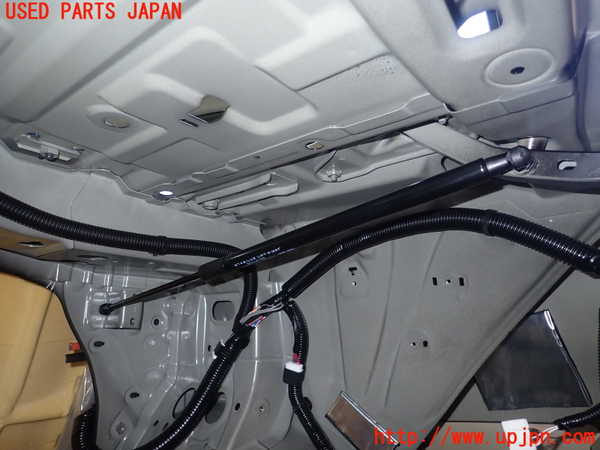 1UPJ-30361506]MIRAI(ミライ)(JPD10)トランクダンパー 中古_m0002.jpg