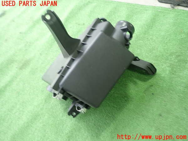1UPJ-30362560]MIRAI(ミライ)(JPD10)エアクリーナーボックス 中古_m0001.jpg