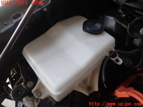 1UPJ-30366791]MIRAI(ミライ)(JPD10)ウォッシャータンク1 中古_m0001.jpg