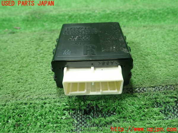 1UPJ-30366156]MIRAI(ミライ)(JPD10)コンピューター11 (85940-62010) 中古_m0001.jpg