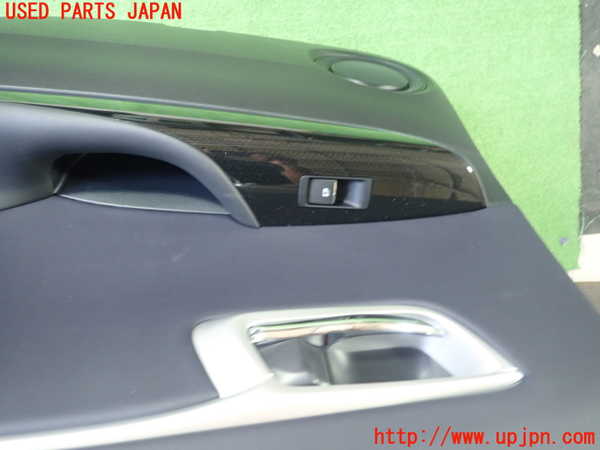 1UPJ-30361294]MIRAI(ミライ)(JPD10)右後ドア内張り 中古_m0002.jpg
