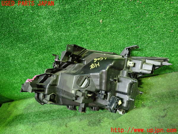 1UPJ-30371130]エルグランド(TE52)右ヘッドライト HID 中古_m0003.jpg