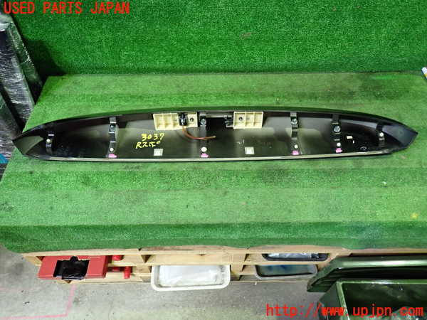 1UPJ-30371520]エルグランド(TE52)リアスポイラー 中古_m0002.jpg