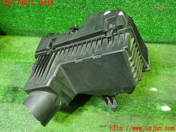 1UPJ-30372560]エルグランド(TE52)エアクリーナーボックス 中古_m0001.jpg