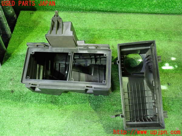 1UPJ-30372560]エルグランド(TE52)エアクリーナーボックス 中古_m0003.jpg