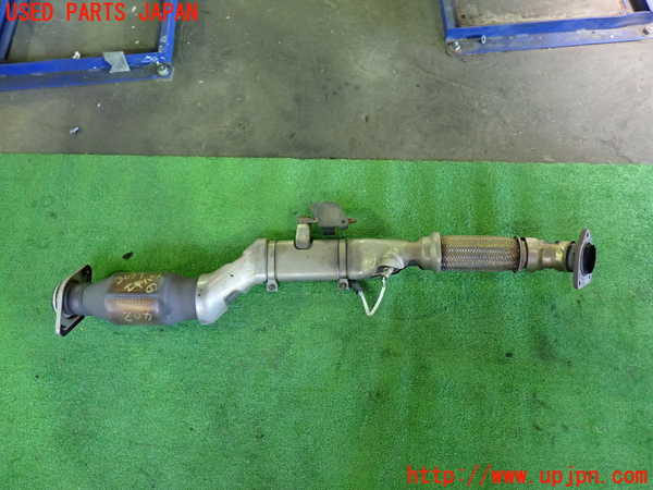 1UPJ-30372631]エルグランド(TE52)フロントパイプ1 中古_m0001.jpg