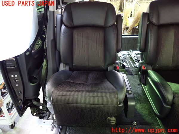 1UPJ-30377145]エルグランド(TE52)右2列目シート 中古_m0001.jpg