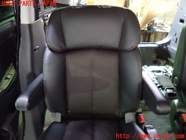 1UPJ-30377145]エルグランド(TE52)右2列目シート 中古_m0002.jpg