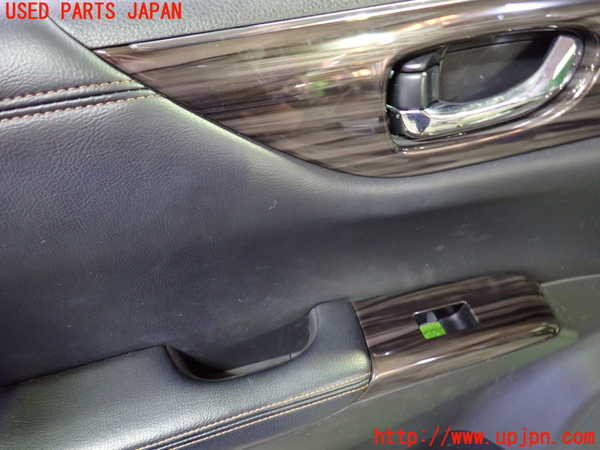 5UPJ-30371264]エルグランド(TE52)左前ドア内張り 中古_m0002.jpg