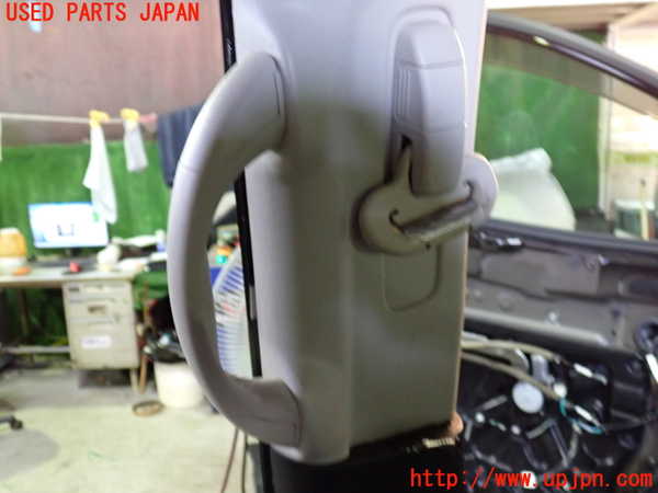 5UPJ-30377670]エルグランド(TE52)左センターピラートリム 中古_m0004.jpg