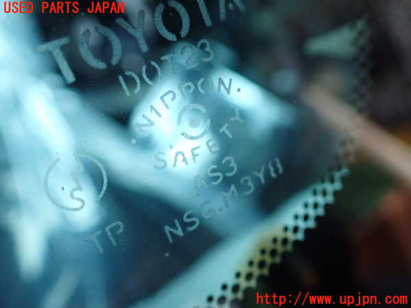 2UPJ-30381382]クラウン エステート(JZS171W)左クォーターガラス M3Y8 中古_m0001.jpg