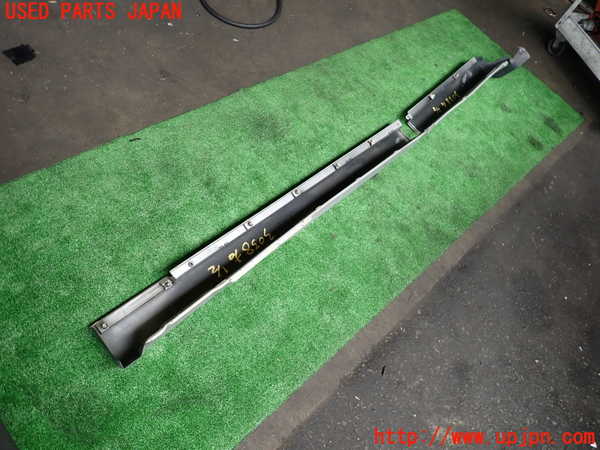 2UPJ-30381390]クラウン エステート(JZS171W)右サイドステップ 中古_m0004.jpg