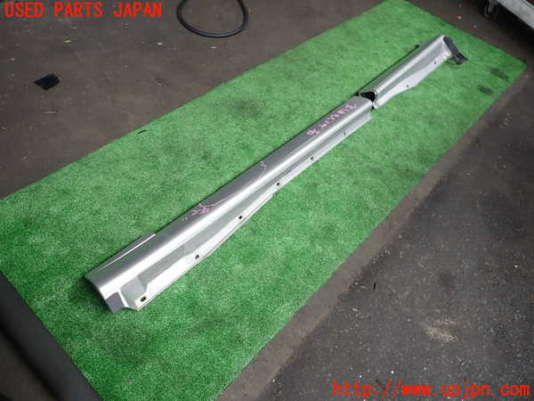 2UPJ-30381392]クラウン エステート(JZS171W)左サイドステップ 中古_m0002.jpg