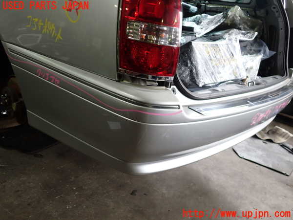 2UPJ-30381610]クラウン エステート(JZS171W)リアバンパー 中古_m0004.jpg