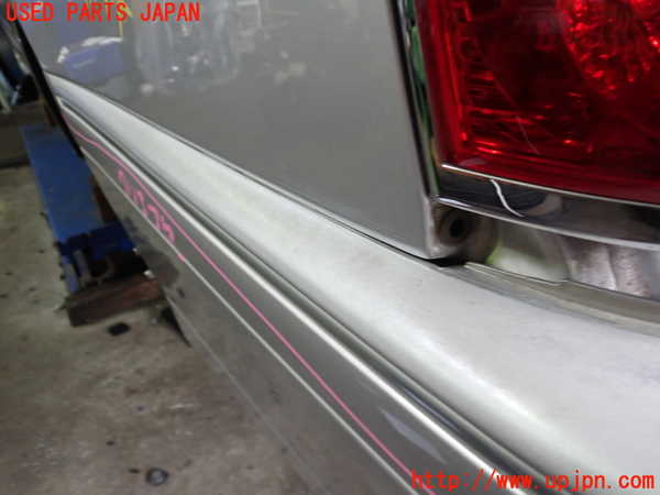 2UPJ-30381610]クラウン エステート(JZS171W)リアバンパー 中古_m0005.jpg