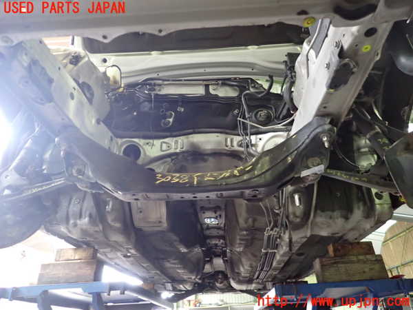 2UPJ-30385285]クラウン エステート(JZS171W)フロントメンバー 中古_m0001.jpg
