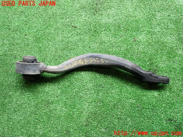 2UPJ-30385315]クラウン エステート(JZS171W)右フロントテンションロッド 中古_m0001.jpg