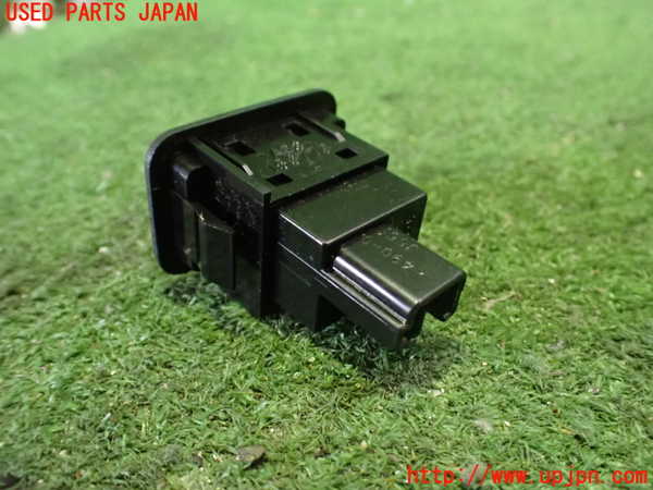 2UPJ-30386310]クラウン エステート(JZS171W)スイッチ5 (フューエル) 中古_m0002.jpg