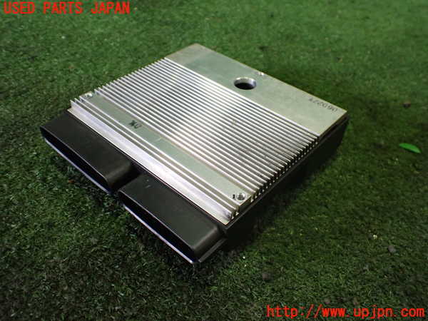 2UPJ-30386147]クラウン エステート(JZS171W)コンピューター2 (89871-22010) 中古_m0002.jpg
