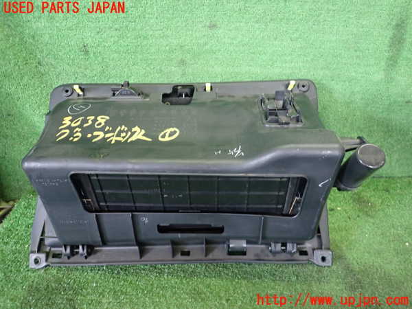 2UPJ-30387516]クラウン エステート(JZS171W)グローブボックス1 中古_m0003.jpg