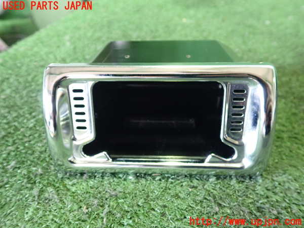 2UPJ-30387821]クラウン エステート(JZS171W)灰皿1 中古_m0001.jpg