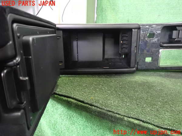 2UPJ-30387540]クラウン エステート(JZS171W)センターコンソール 中古_m0004.jpg