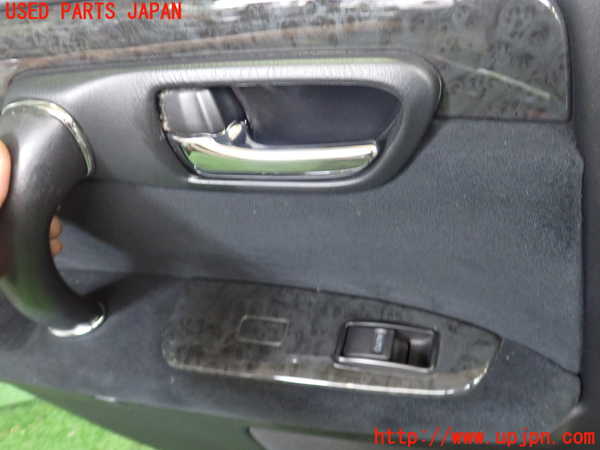 2UPJ-30381324]クラウン エステート(JZS171W)左後ドア内張り 中古_m0002.jpg