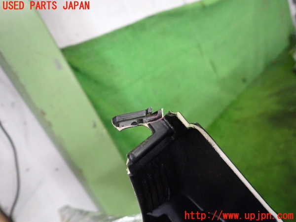 2UPJ-30387670]クラウン エステート(JZS171W)左センターピラートリム 中古_m0003.jpg