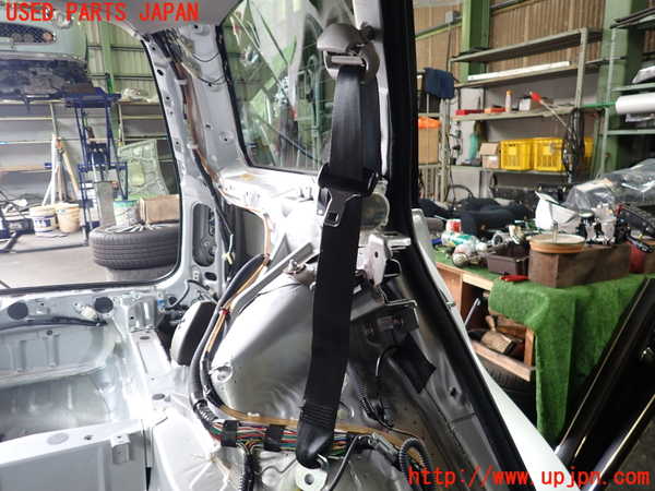 2UPJ-30387185]クラウン エステート(JZS171W)左2列目シートベルト 中古_m0001.jpg