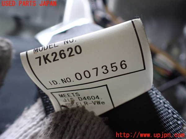 2UPJ-30387185]クラウン エステート(JZS171W)左2列目シートベルト 中古_m0002.jpg