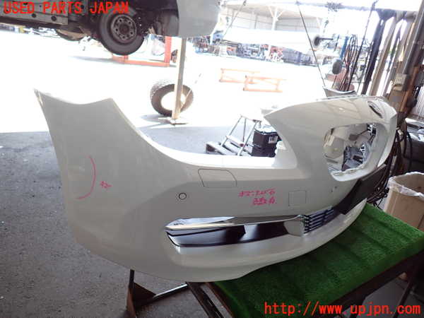 2UPJ-30391010]BMW 640i グランクーペ(6A30)フロントバンパー 中古 (F06)_m0002.jpg