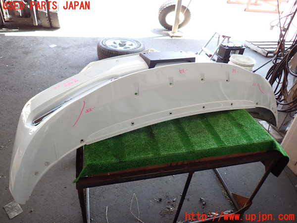 2UPJ-30391010]BMW 640i グランクーペ(6A30)フロントバンパー 中古 (F06)_m0004.jpg