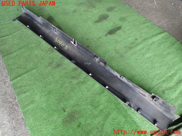1UPJ-30401392]スカイライン(YV37)左サイドステップ 中古_m0004.jpg