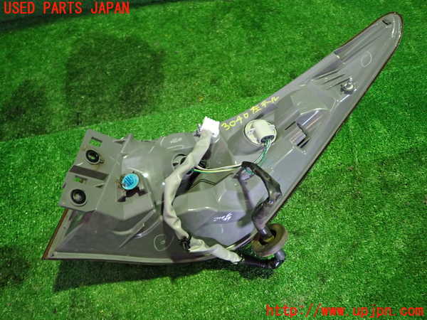 1UPJ-30401536]スカイライン(YV37)左テールランプ 中古_m0002.jpg