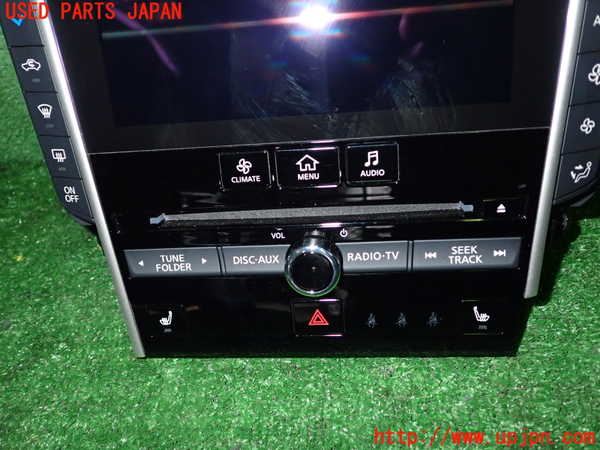 5UPJ-30406066]スカイライン(YV37)エアコンスイッチ1 中古_m0002.jpg