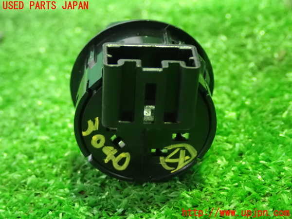 1UPJ-30406309]スカイライン(YV37)スイッチ4 中古_m0002.jpg