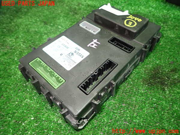 1UPJ-30406148]スカイライン(YV37)コンピューター3 中古 284B14GA5E_m0001.jpg