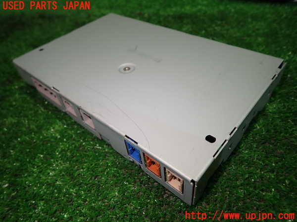 1UPJ-30406150]スカイライン(YV37)コンピューター5 中古 259154GA4A_m0003.jpg