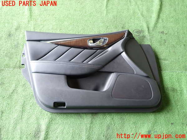 1UPJ-30401264]スカイライン(YV37)左前ドア内張り 中古_m0001.jpg