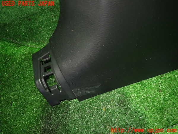 1UPJ-30407670]スカイライン(YV37)左センターピラートリム 中古_m0002.jpg