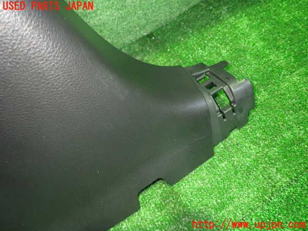 1UPJ-30407670]スカイライン(YV37)左センターピラートリム 中古_m0003.jpg