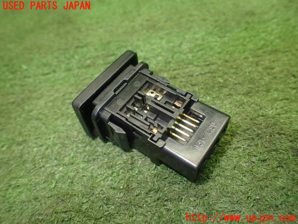 5UPJ-30426310]ヴェルファイア(ANH20W)スイッチ5 (AC100V) 中古_m0003.jpg