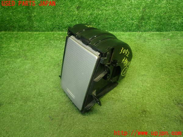 1UPJ-30427843]ヴェルファイア(ANH20W)小物入れ3 中古_m0002.jpg