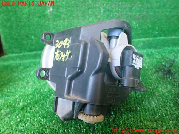 1UPJ-30431180]エスティマハイブリッド(AHR20W)右フォグ 中古_m0003.jpg