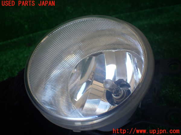 1UPJ-30431182]エスティマハイブリッド(AHR20W)左フォグ 中古_m0002.jpg