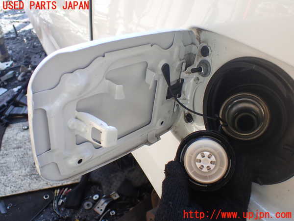 1UPJ-30431690]エスティマハイブリッド(AHR20W)フューエルリッド 中古_m0002.jpg