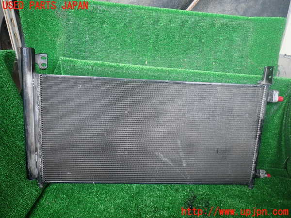 1UPJ-30436031]エスティマハイブリッド(AHR20W)エアコンコンデンサー1 中古_m0002.jpg
