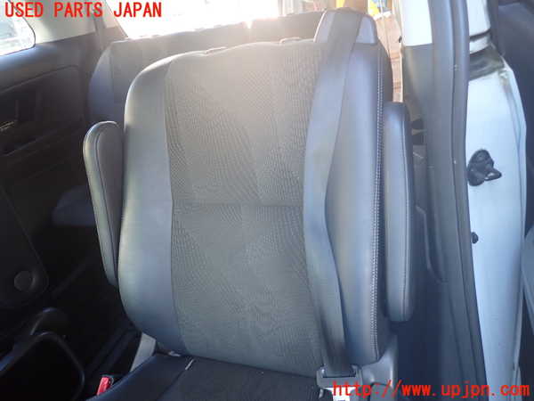 1UPJ-30437175]エスティマハイブリッド(AHR20W)左2列目シート 中古_m0002.jpg